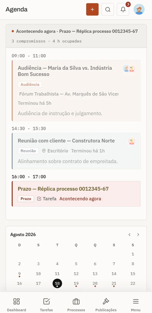 Agenda do dia no celular, com audiências e compromissos.